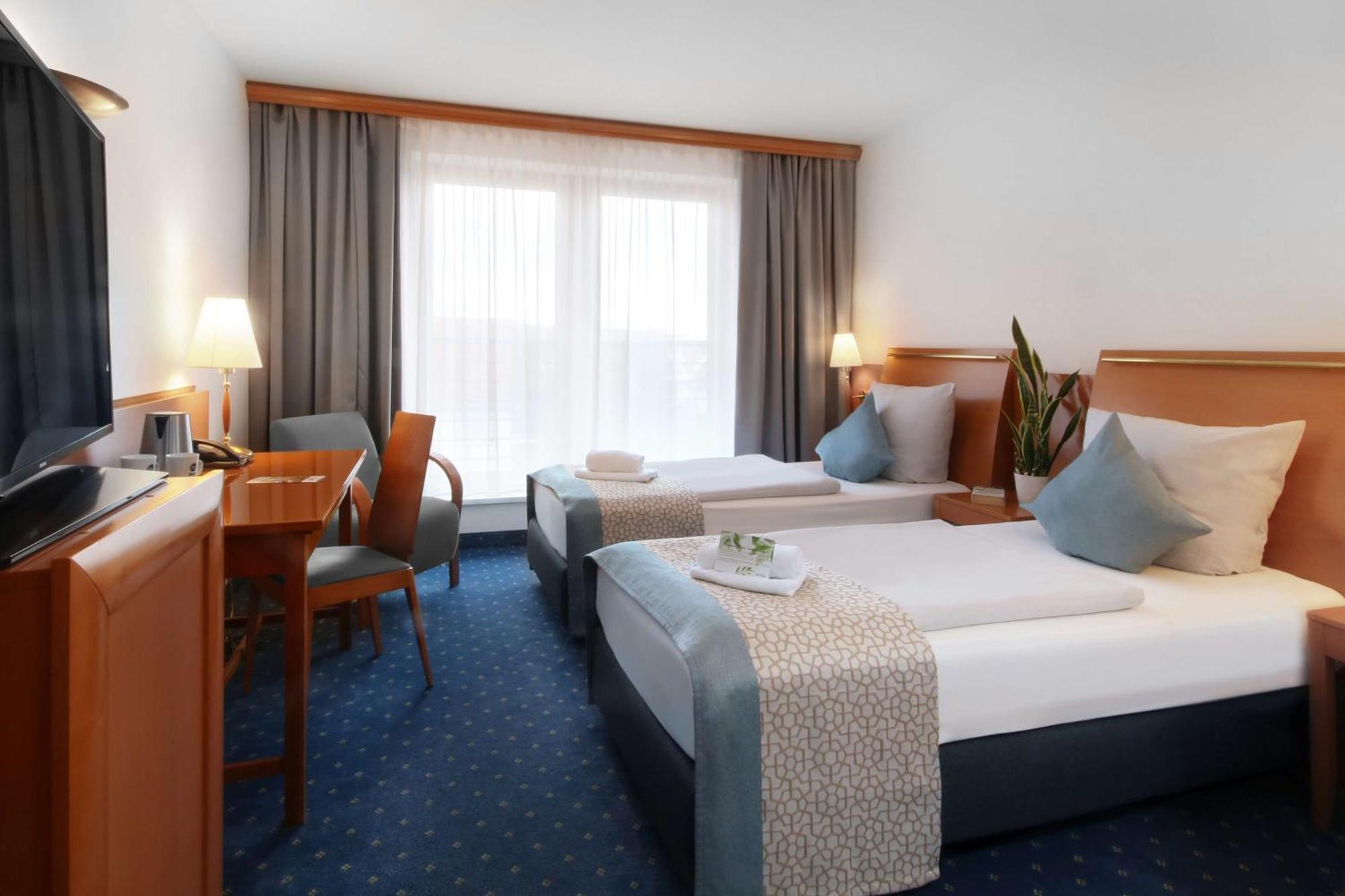 Best Western Hotel Halle-メルゼブルク エクステリア 写真